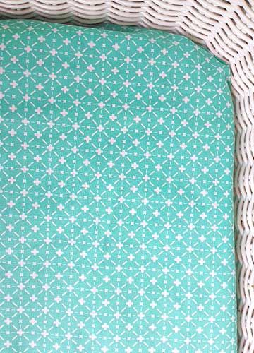 Buster Boo Stellar Bassinet Sheet Aqua